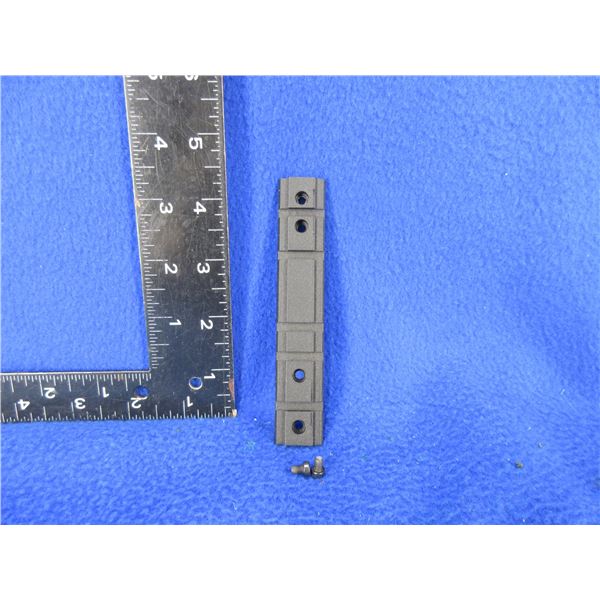Weaver/Picatinny Mount with Screws - Appears to be Ruger 90329