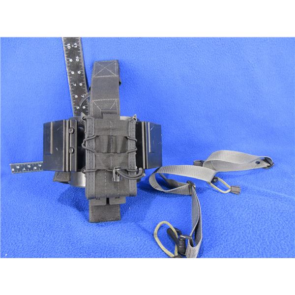 Black Tactical Leg Rig with Magazine Pouches