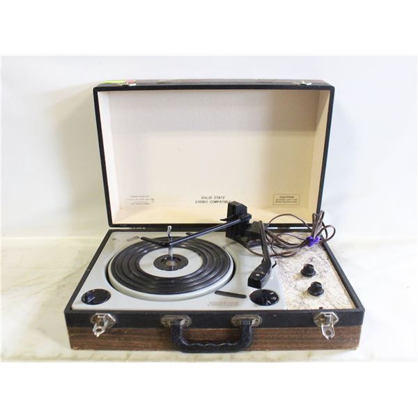 VINTAGE SUITCASE RECORD PLAYER