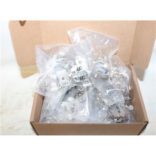 15 SOFTCLOSE CABINET HINGES NEW IN BOX