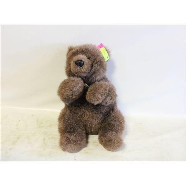 1988 GUND COLLECTORS CLASSIC 13" TEDDY BEAR