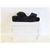 Image 1 : NEW WOMEN'S SLIPPERS (2) SIZE 11