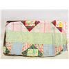 Image 1 : ESTATE HANDMADE PATCHWORK QUILT