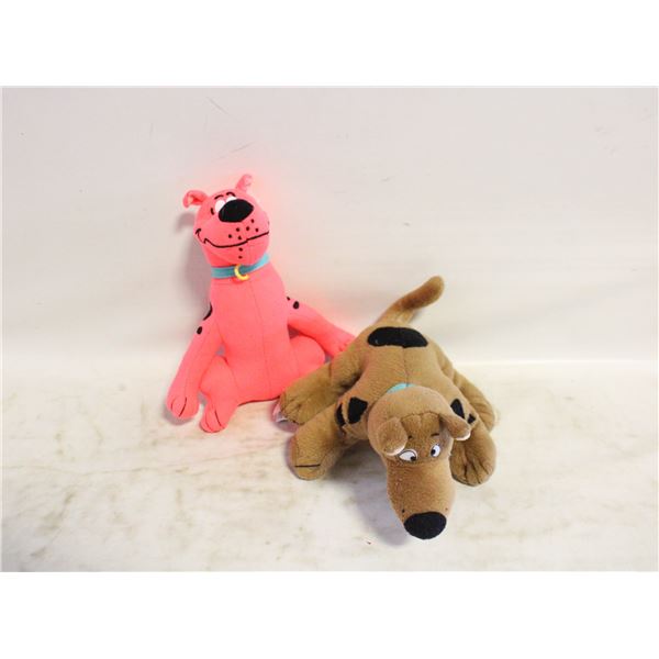 2 SCOOBY DOO PLUSHIES