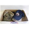 Image 1 : LOT OF 4 MENS SPORTS BASEBALL CAPS OILERS ESKS