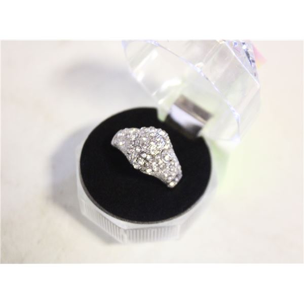 ESTATE RING SZ9