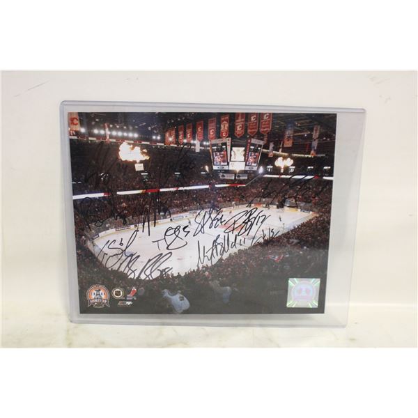 CALGARY FLAMES TEAM AUTOGRAPH 8X10