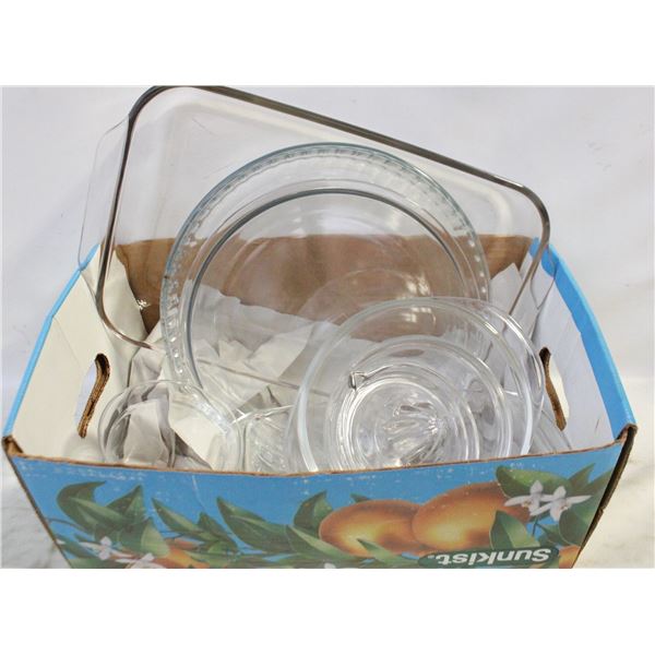 PYREX & BAKEWARE/SERVING WARE- BOX LOT ASSORTED