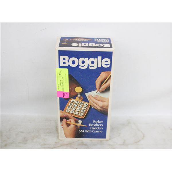1976 BOGGLE BOARD GAME