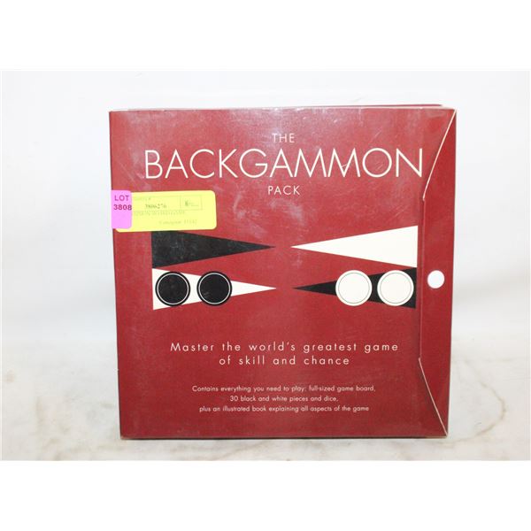 BACKGAMMON BOARD GAME