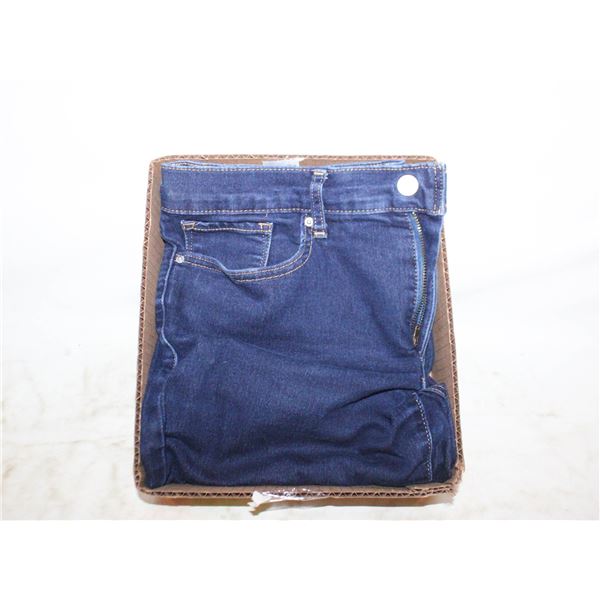 LEVIS WOMENS 312 SHAPING SLIM JEANS- SIZE 31