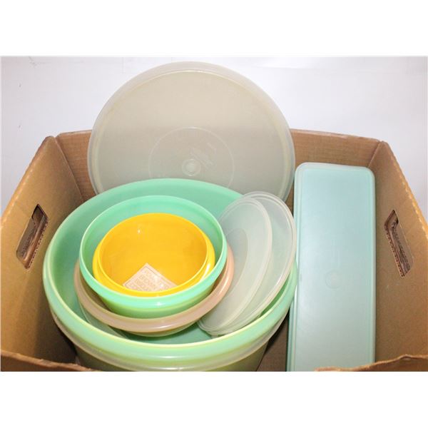 VINTAGE TUPPERWARE- BOX LOT ASSORTED