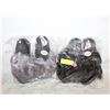 Image 1 : NEW WOMEN'S SLIPPERS (2) SIZE 9