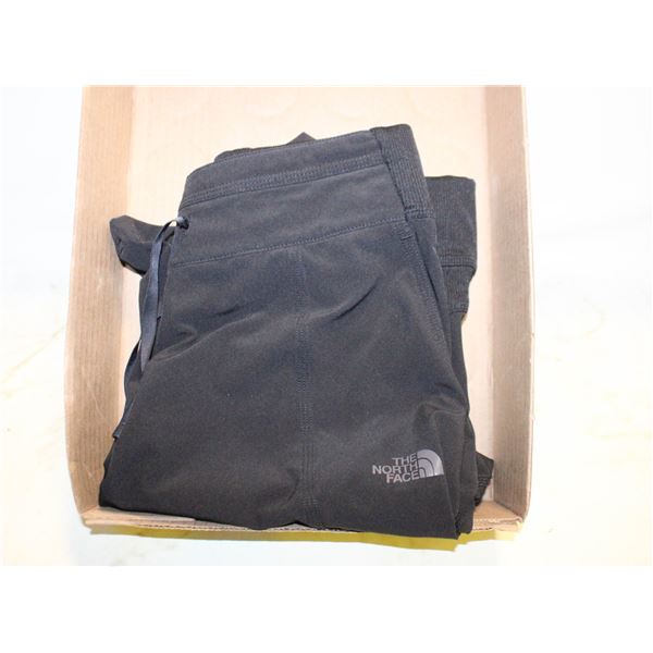 NORTHFACE WOMENS SPORT CAPRI- SIZE MEDIUM