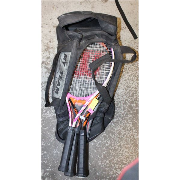 BAG WITH 4 TENNIS RACKETS