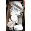 Image 1 : SET OF CHRISTMAS THEMED CHINA