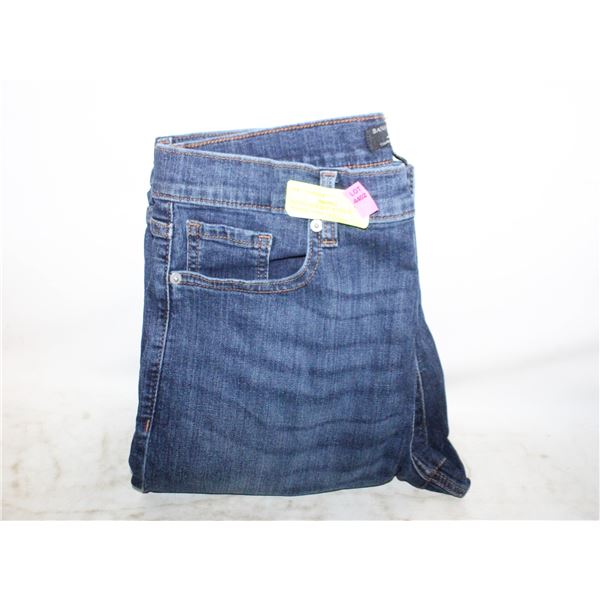 BANANA REPUBLIC WOMENS HIGHRISE JEANS- SIZE 12