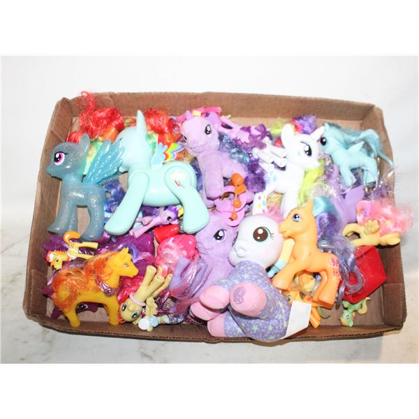 LARGE LOT OF MY LITTLE PONY FIGURES AND