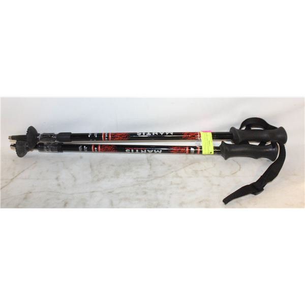 MANTIS APPROACH ADJUSTABLE ALLOY HIKING POLES