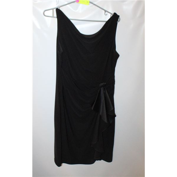 JESSICA PETITES RUFFLED EVENING GOWN- SIZE 10P