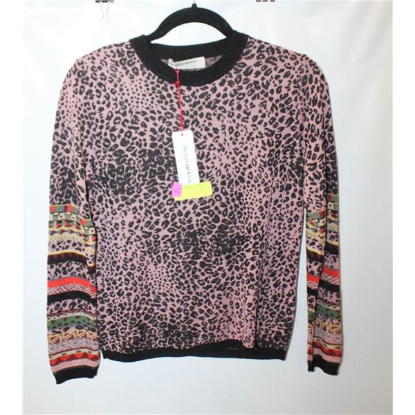 LADIES PINK ANIMAL PRINT SWEATER