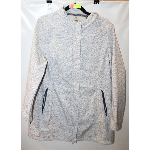 HEATHERED GREY/WHITE LADIES SIZE XL