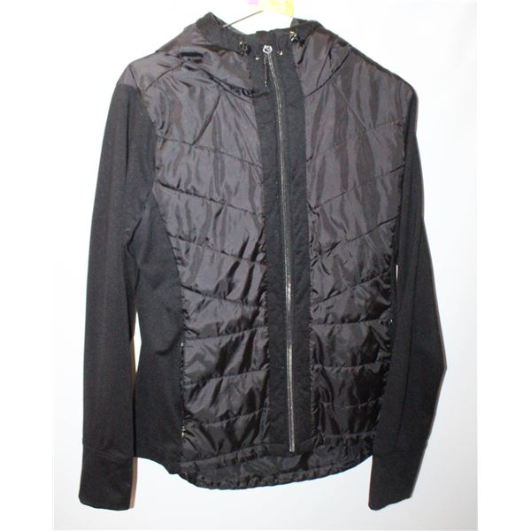 BLACK ZIP UP LADIES SIZE MEDIUM KYODAN