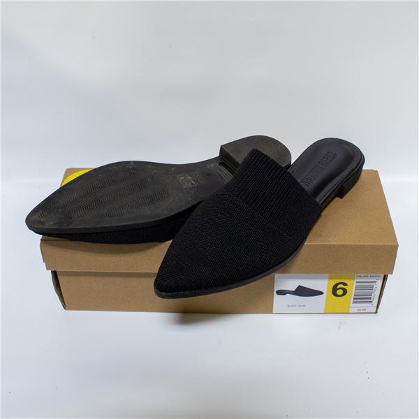 STEVE MADDEN  POINTED SLIDES BLACK SIZE 6