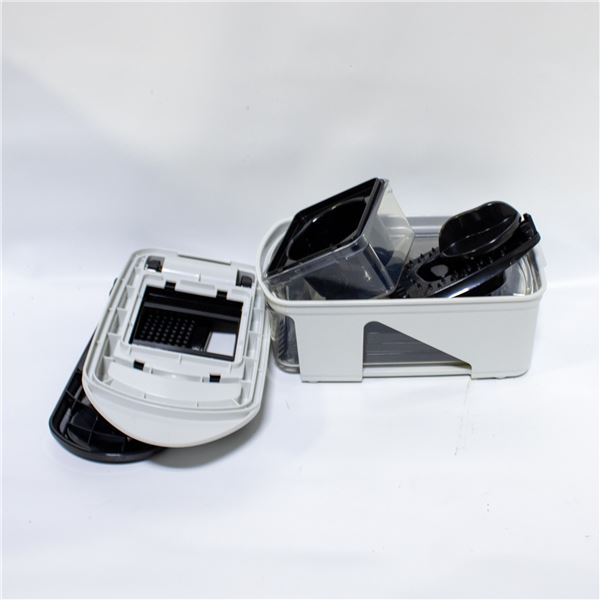11 PIECE MIU VEGETABLE CHOPPER AND SLICER