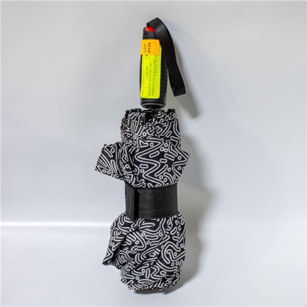 SHEDRAIN WINDPRO ARC UMBRELLA BLACK & WHITE - 46"