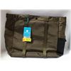 Image 1 : GREEN TRAVEL BAG. NEW.
