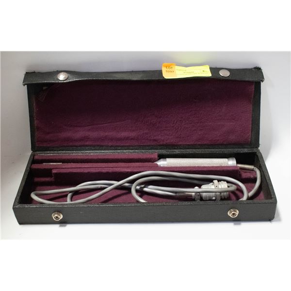 THERMO-ANEMOMETER W/PROBE & CASE