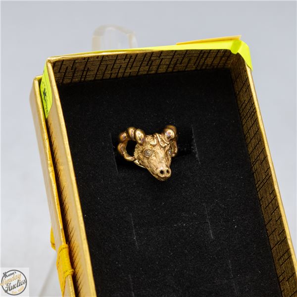 VINTAGE 14K GOLD RAMS HEAD WITH DIAMOND EYES