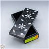 Image 1 : VINTAGE MOTHER OF PEARL INLAY TRINKET BOX