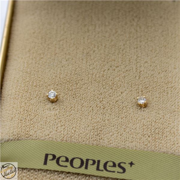 VINTAGE PEOPLES 14K DIAMOND EARRING IN BOX