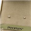 Image 1 : VINTAGE PEOPLES 14K DIAMOND EARRING IN BOX