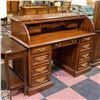 Image 1 : MADE IN CANADA MEUBLES STRATHROV