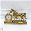 Image 1 : ESTATE UNITED VINTAGE HORSE MANTEL