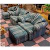 Image 1 : LOVESEAT WITH 2 CHAIRS/2 OTTOMANS WITH