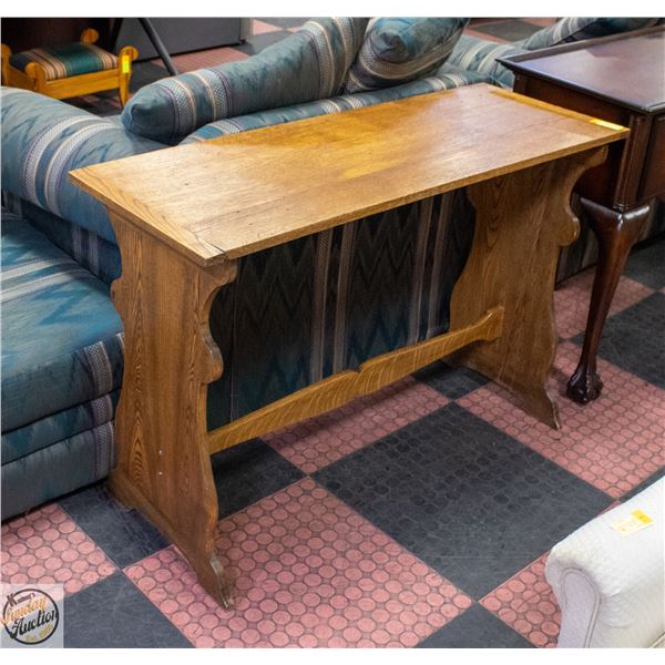 VINTAGE MID CENTRY SOLID WOOD TRESTLE