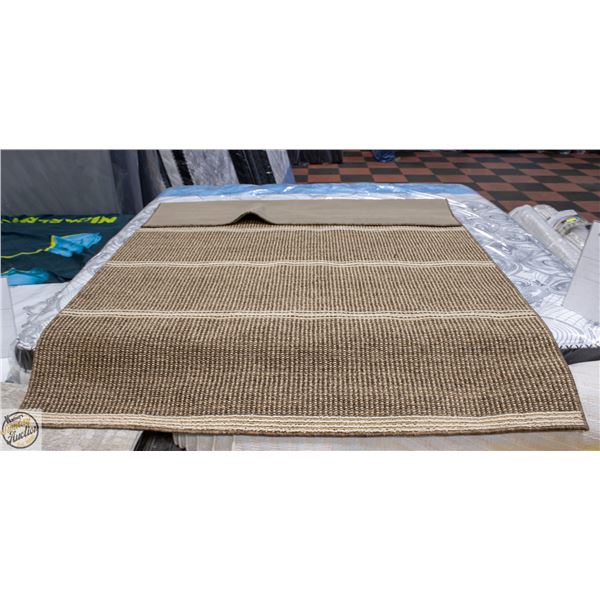 MOHAWK HOME DECORATIVE AREA RUG STRIPES - 5 X 7'
