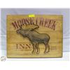 Image 1 : MOOSE CREEK INN + BAIT SHOP WOOD 26" X 20"