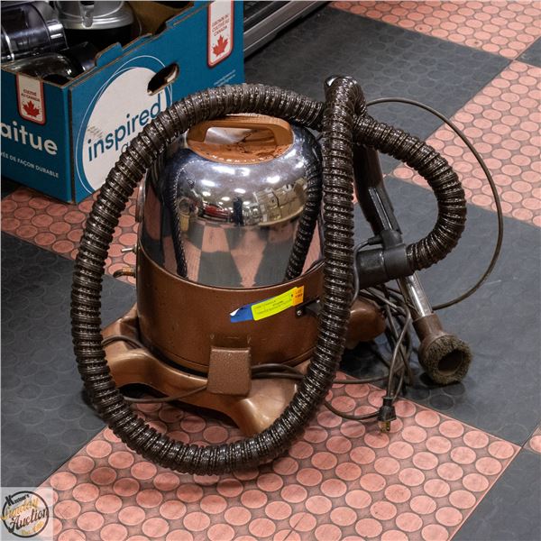 VINTAGE RAINBOW VACUUM
