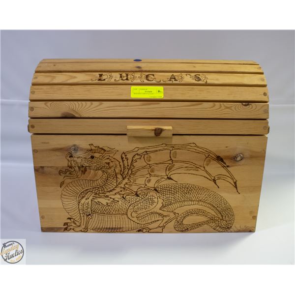 WOODEN CHEST LUCAS