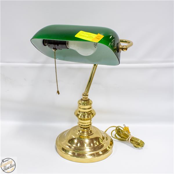 VINTAGE BANKERS LAMP