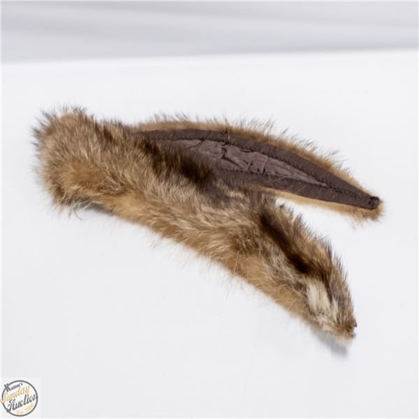 ESTATE GENUINE WOLF FUR SCARF ESTATE