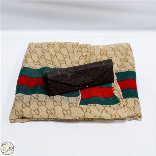 GUCCI SCARF & EYEGLASSES CASE NO COA-ESTATE