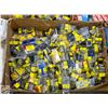 Image 1 : BOX OF CONNECTORS AND OTHER SMALL AUTO ACCESSORIES