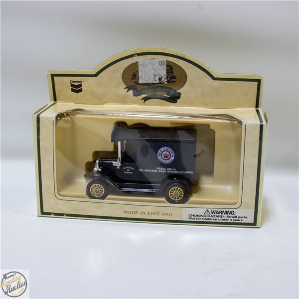 CHEVRON MADE IN ENGLAND 1927 PEARL OIL