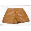Image 1 : ESTATE NEW W/TAGS LADIES L BROWN SKORT